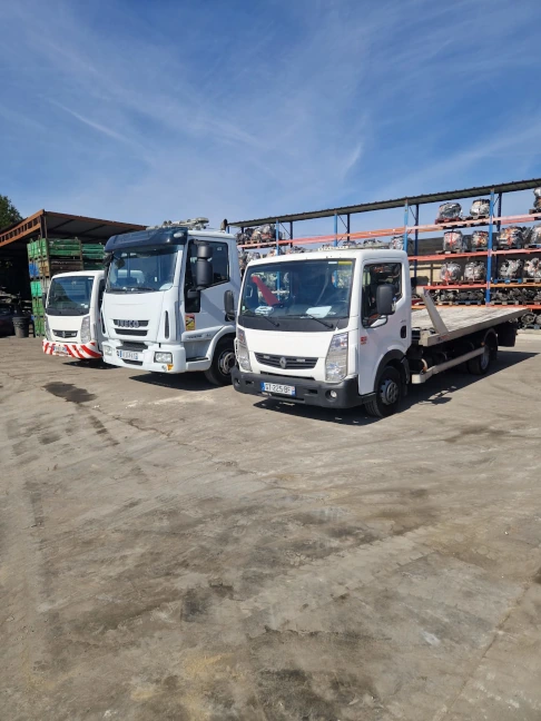 Épaviste gratuit — camion enlèvement épave Île-de-France Recyclage Piece Auto